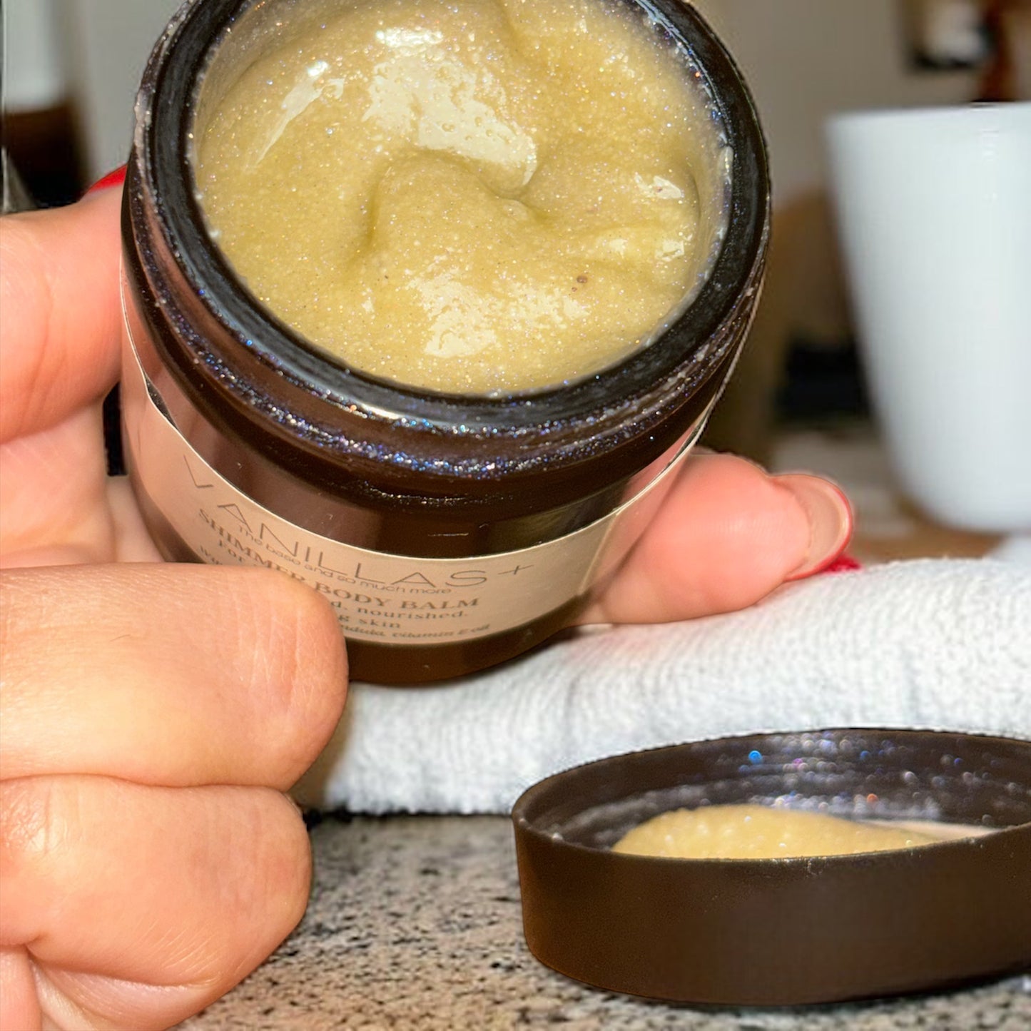 Shimmer body balm